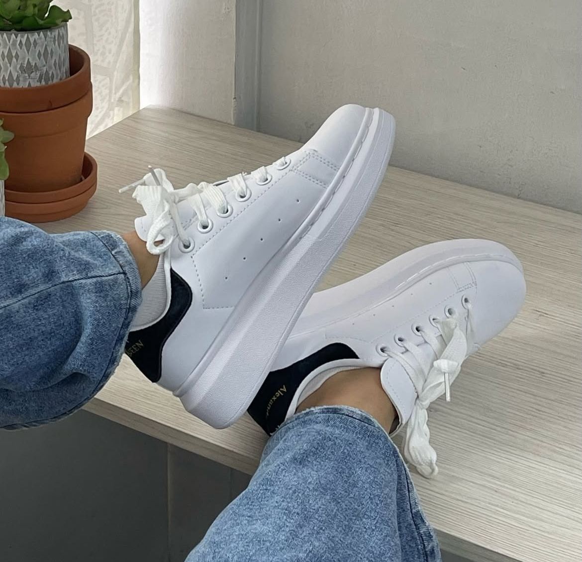 Alexander McQueen Style White & Black