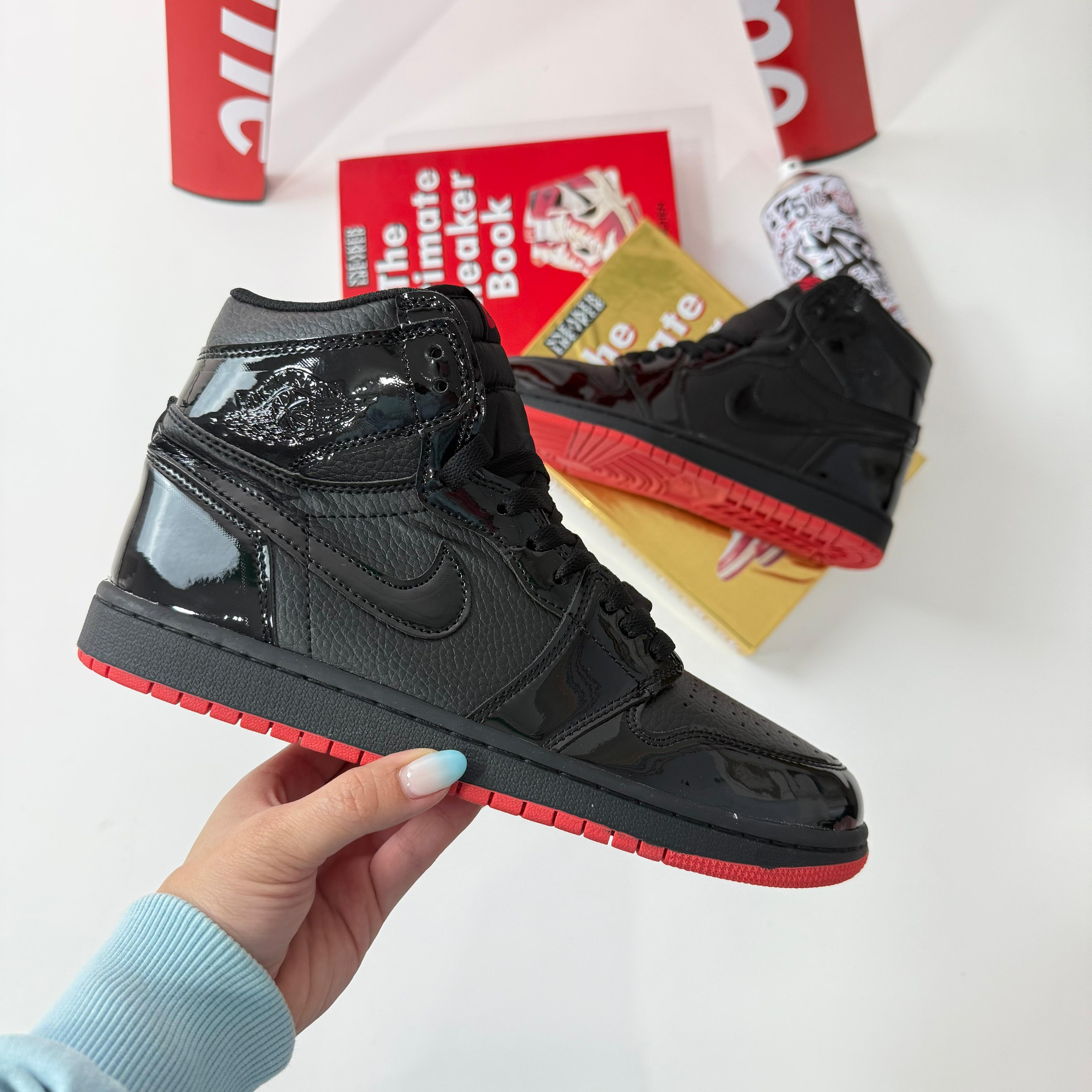 Jordan 1 Retro High Black Red Sole