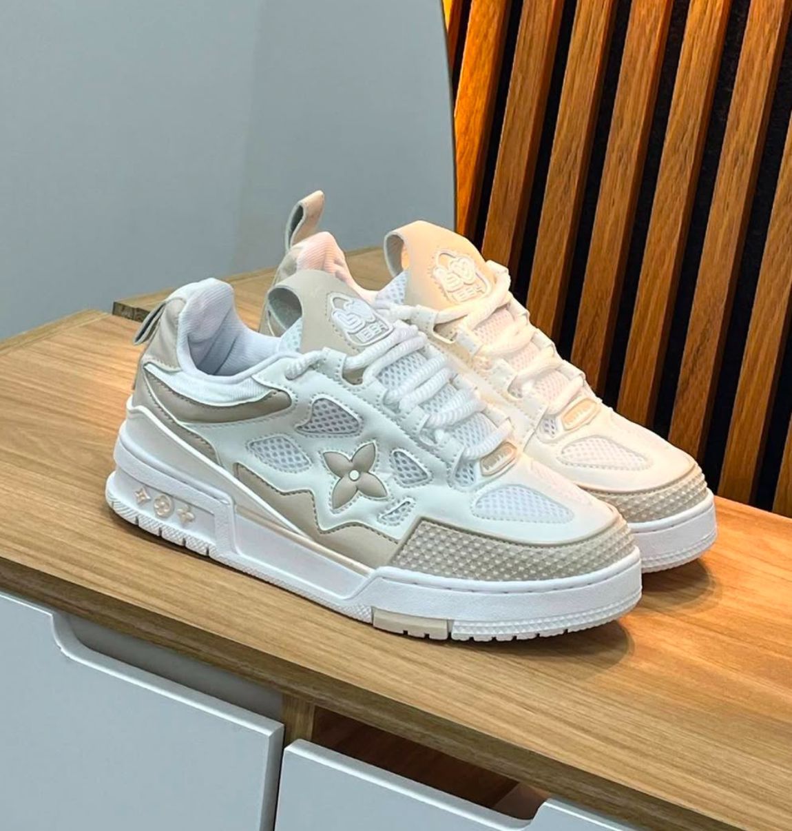 Louis Vuitton Trainer Beige