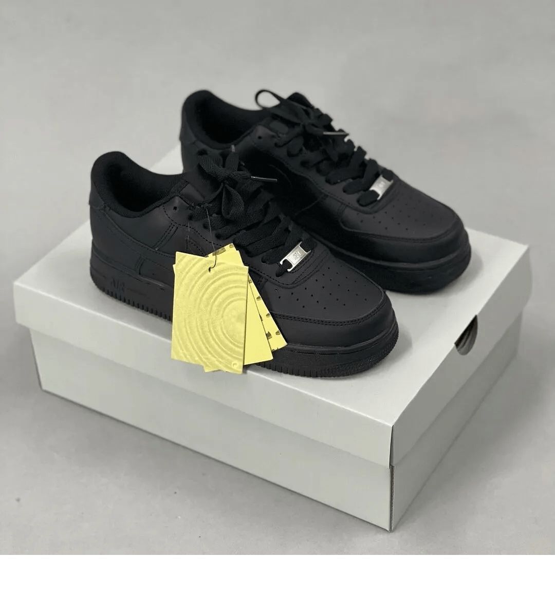 Nike Air Force 1 All Black Premium