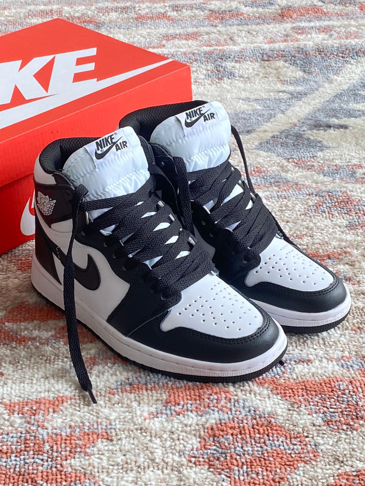 Nike Air Jordan 1 Low Panda