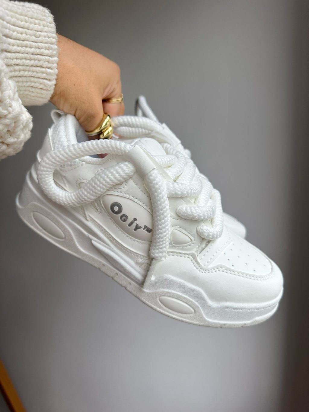 Qciy Sport White Edition